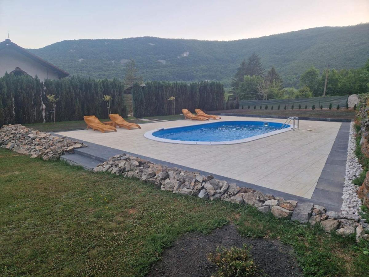 Apartments Martin Brod Екстер'єр фото