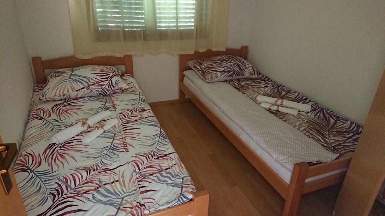 Apartments Martin Brod Екстер'єр фото